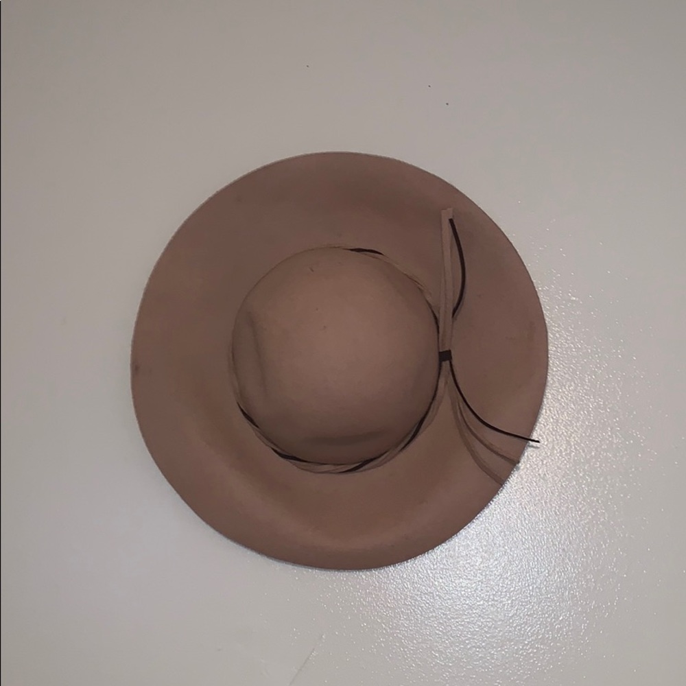 Flat brim hat